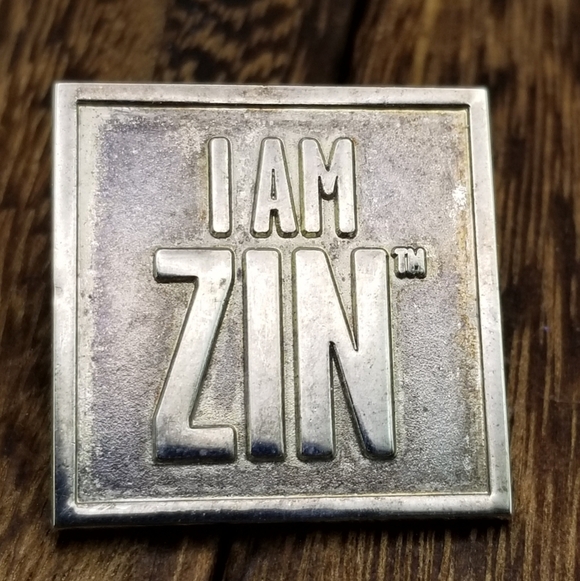 Vintage Jewelry - A Am Zin Pin P114